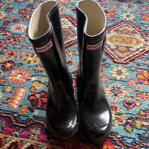 Hunter Glossy Black Boots